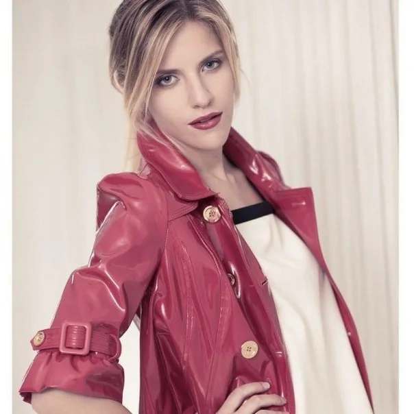 Giorgia M. - Hostess