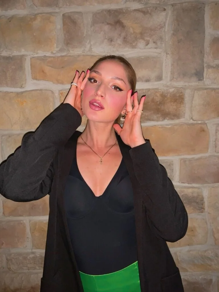 Alisha Fontana - Showbiz Models (foto 5)