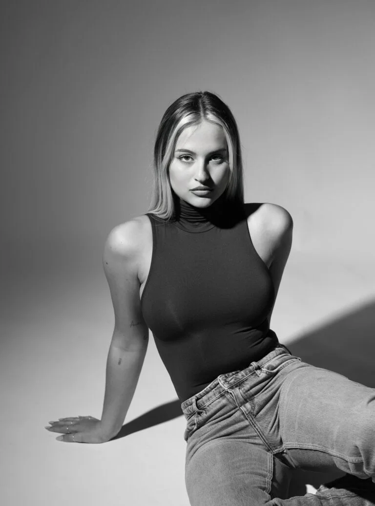 Sofia Veronese - Showbiz Models (foto 15)