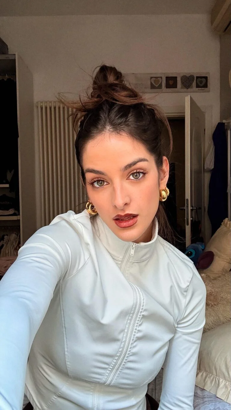 Giulia Conforti - Showbiz Models (foto 22)
