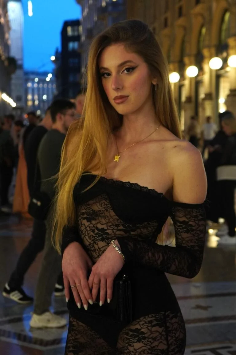 Victoria Galli - Showbiz Models (foto 45)