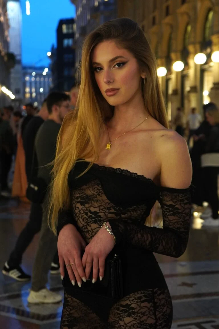 Victoria Galli - Showbiz Models (foto 134)