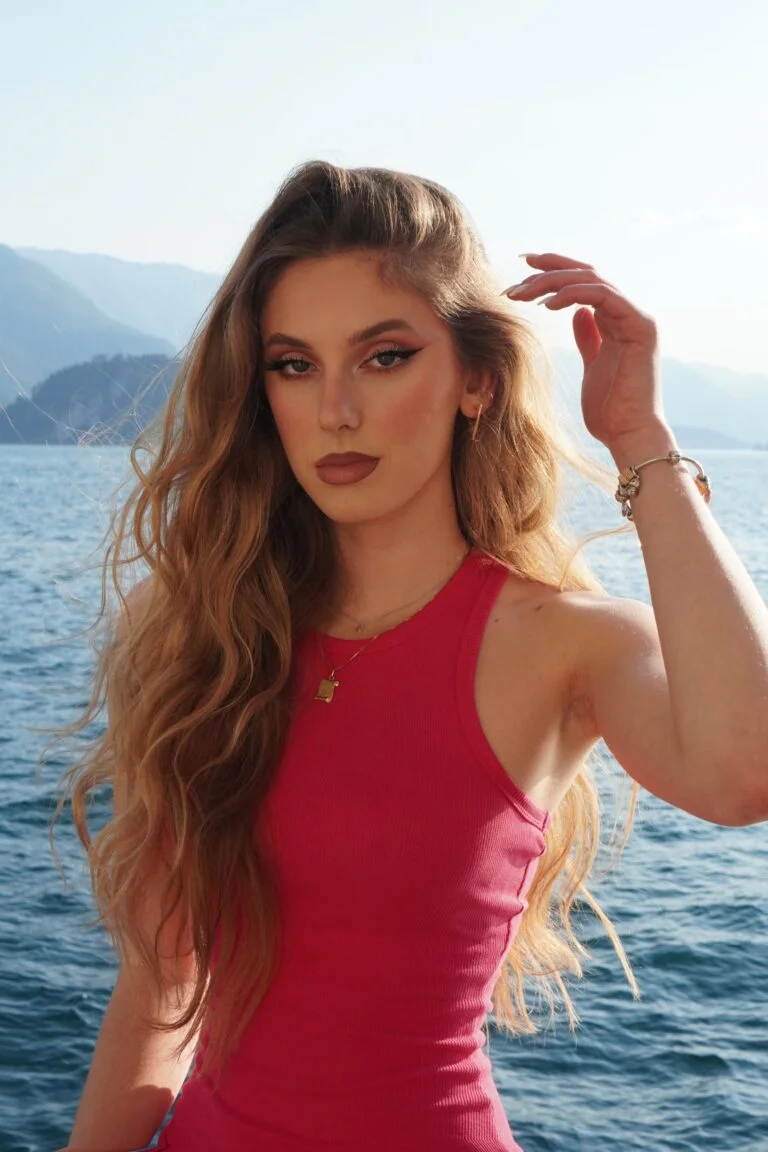 Victoria Galli - Showbiz Models (foto 116)