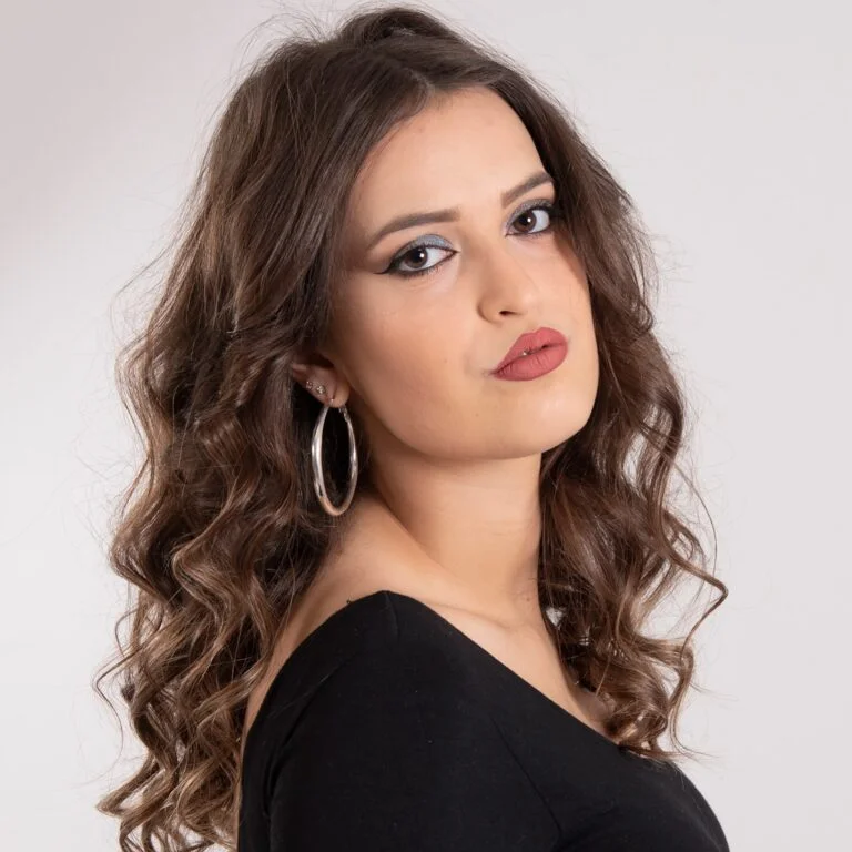 Selena Doncovio - Showbiz Models