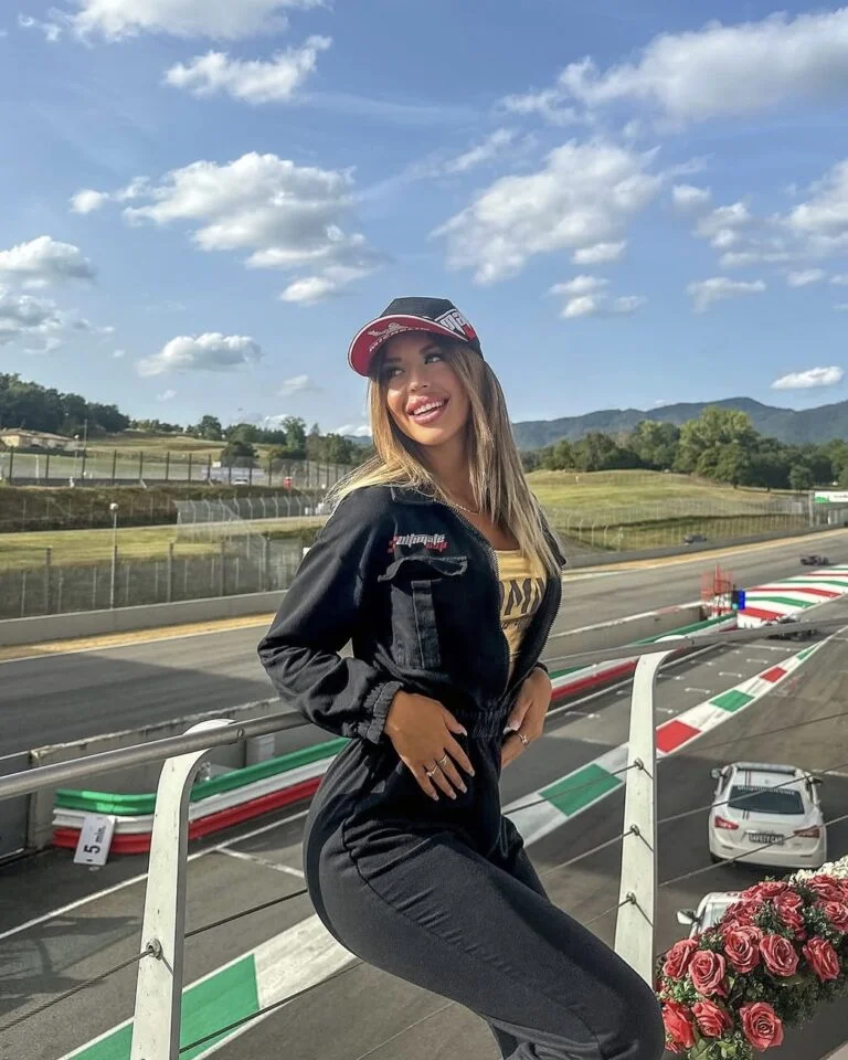 Roberta Ghirotto - Showbiz Models (foto 9)