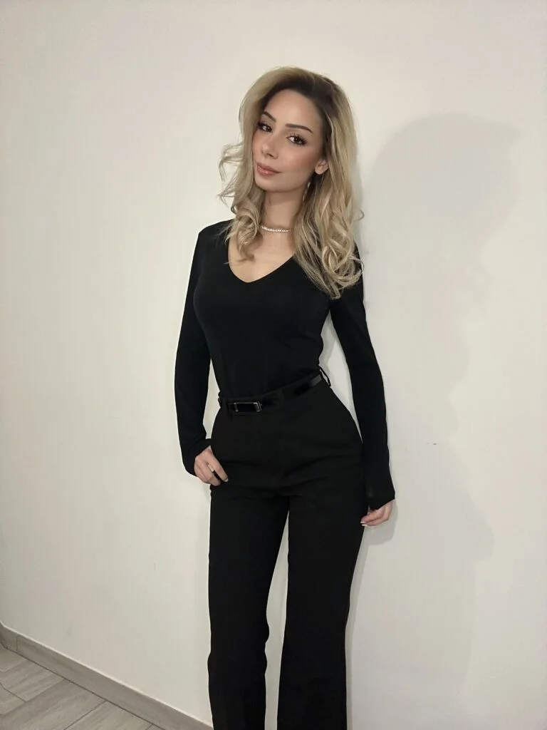Giulia Saioni - Showbiz Models (foto 7)