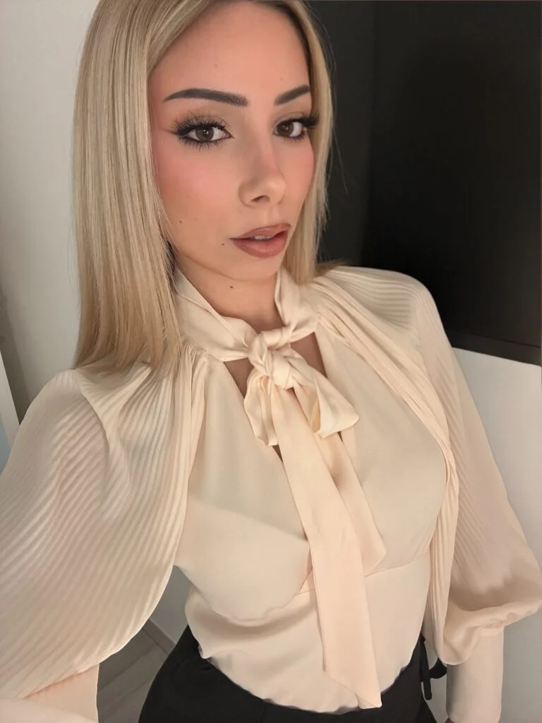 Giulia Saioni - Showbiz Models (foto 9)