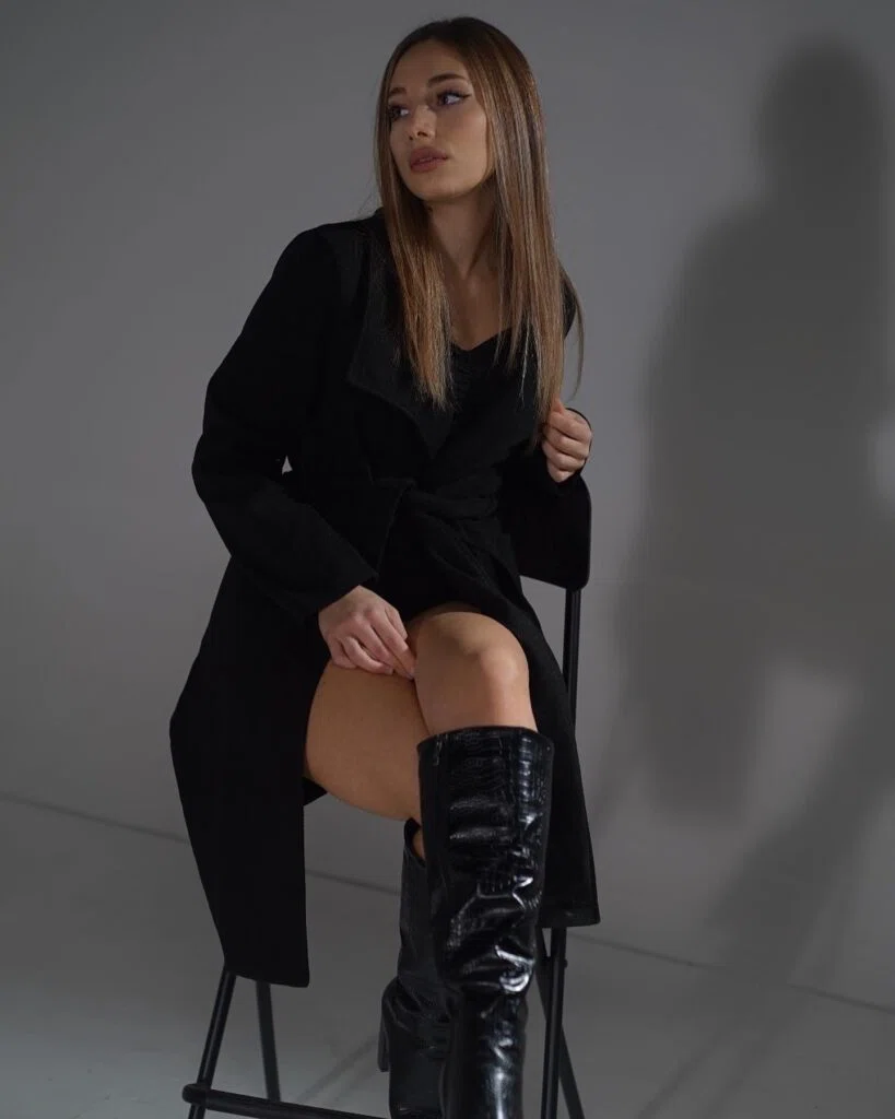 Eva Morelli – Showbiz Models