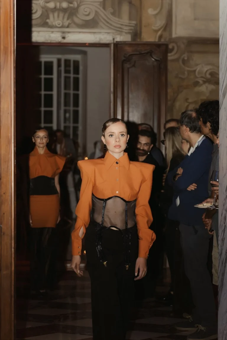 Amelie Asterini - Showbiz Models