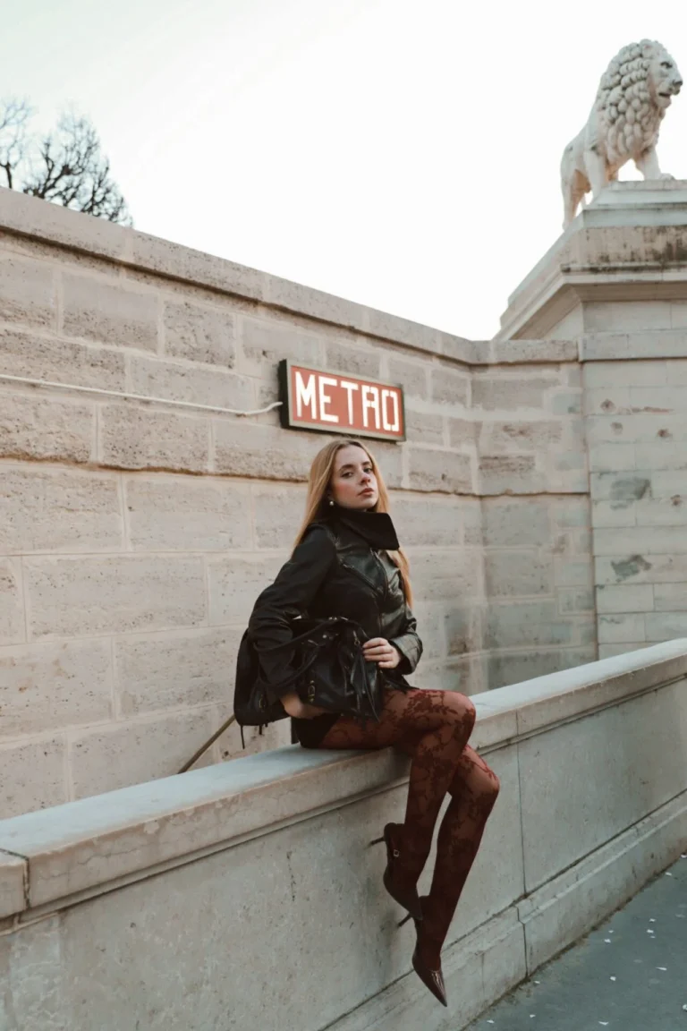 Amelie Asterini - Showbiz Models