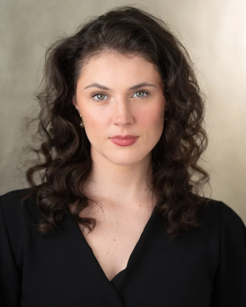 Aisling Mccarthy – Attori Showbiz Models