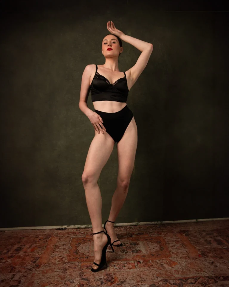 Aisling Mccarthy - Showbiz Models