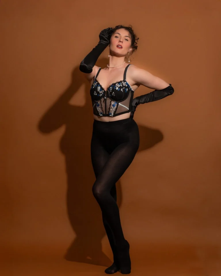 Aisling Mccarthy - Showbiz Models