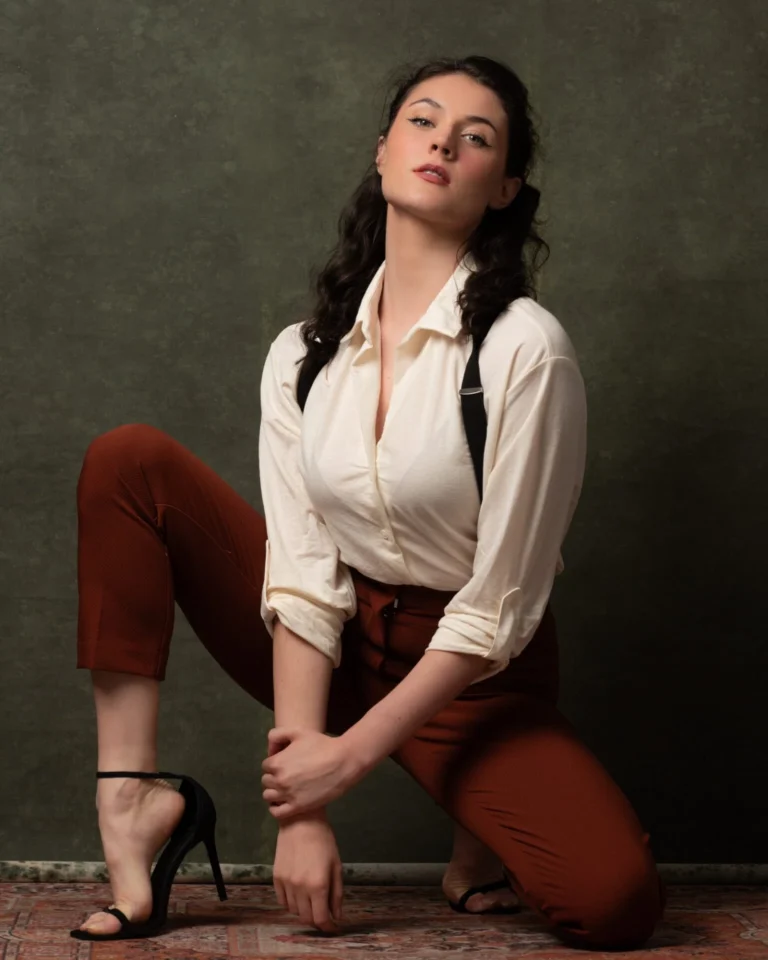 Aisling Mccarthy - Showbiz Models