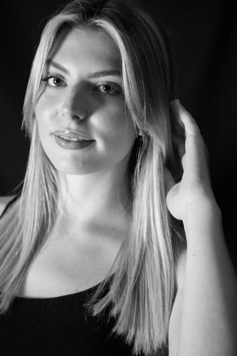 Asia Tarasconi - Showbiz Models