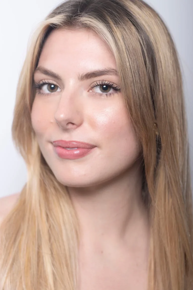 Asia Tarasconi - Showbiz Models